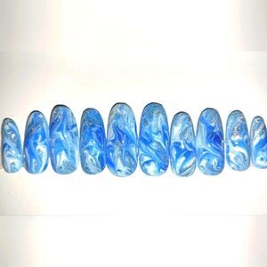 Hand crafted custom print 10pc short acrylic press on nails sz small